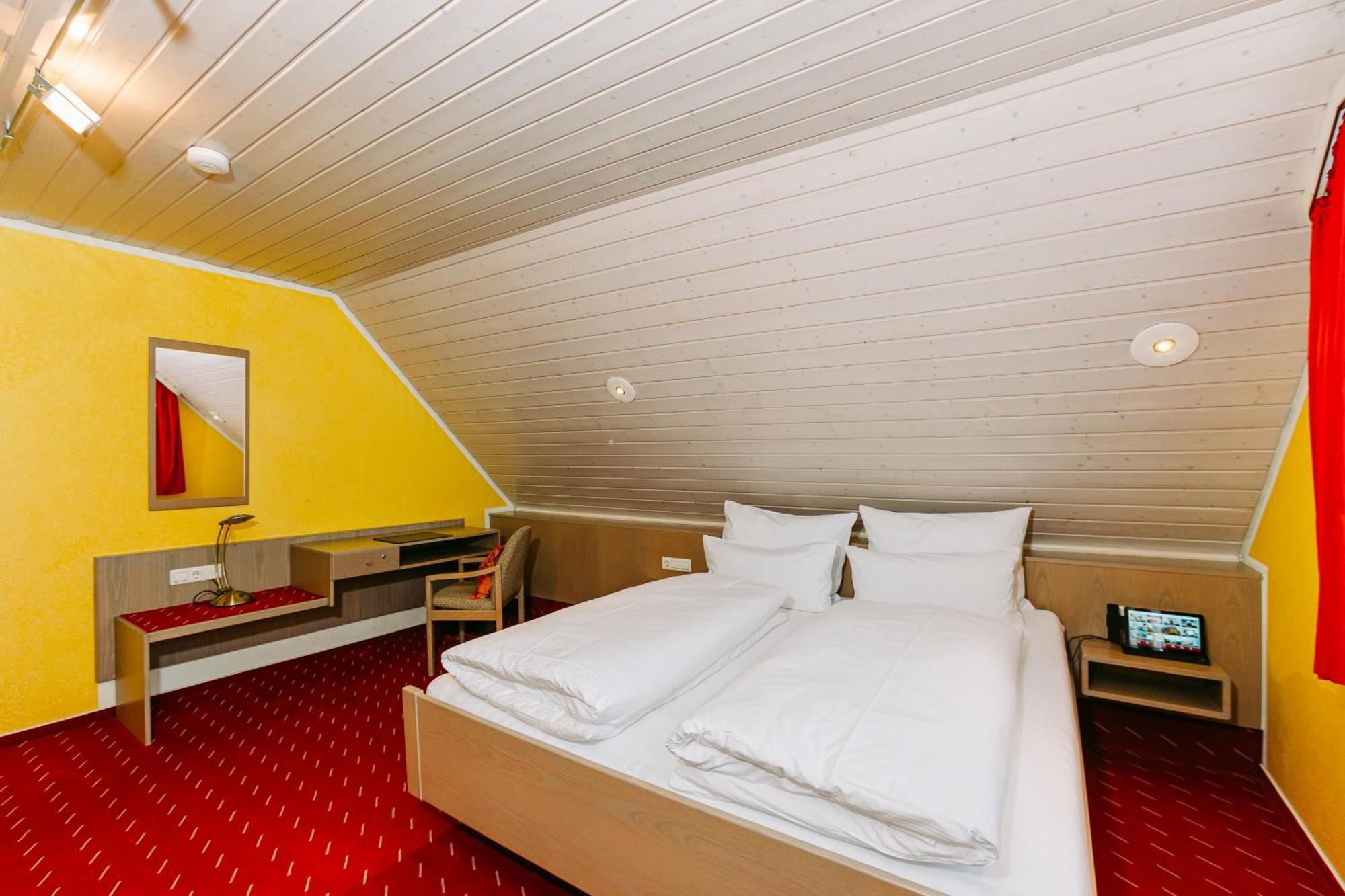 Hotel Restaurant Krone Sulzbach am Kocher Extérieur photo